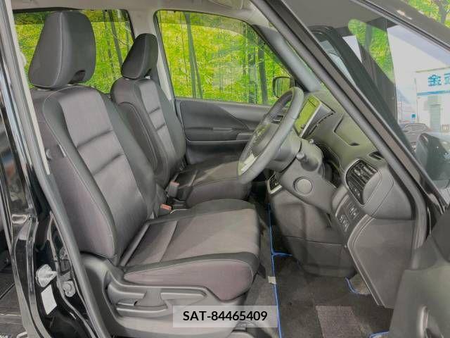 Nissan SERENA 2019-06 351000-8