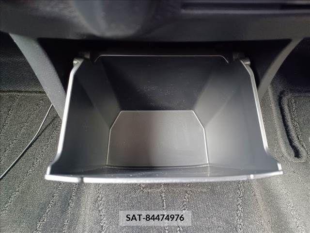 Mitsubishi EK X 2019-06 353858-15