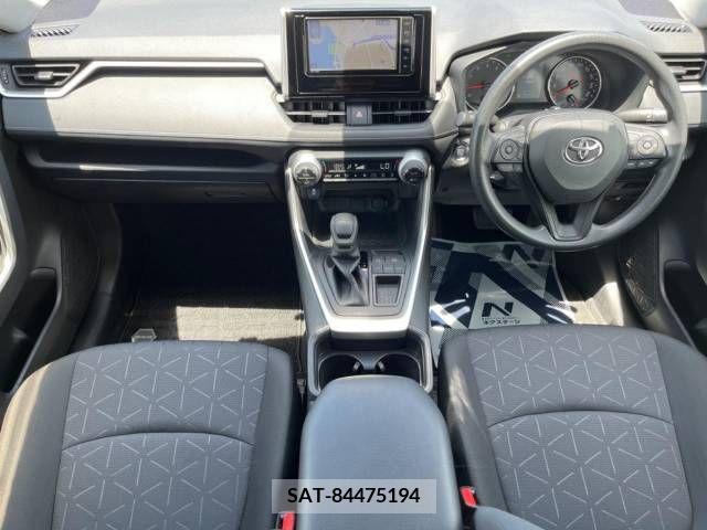 Toyota RAV4 2020-09 332394-1