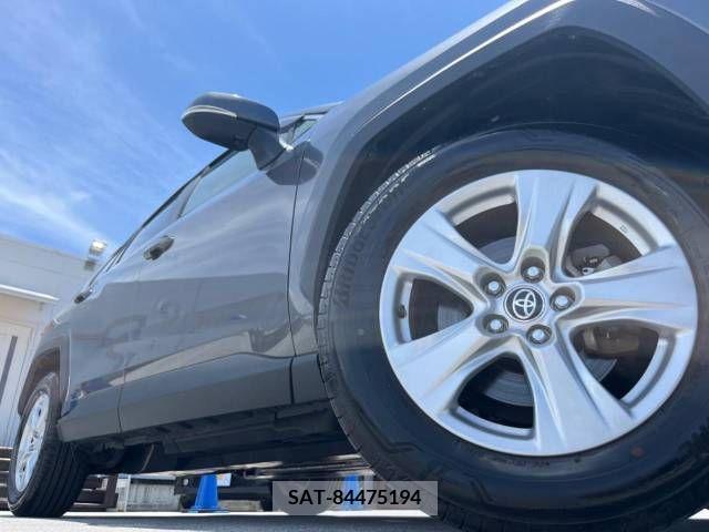 Toyota RAV4 2020-09 332394-16