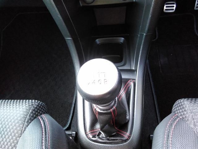 Suzuki SWIFT 2012-01 186687-19