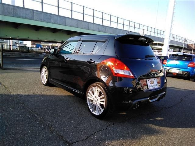 Suzuki SWIFT 2012-01 186687-7