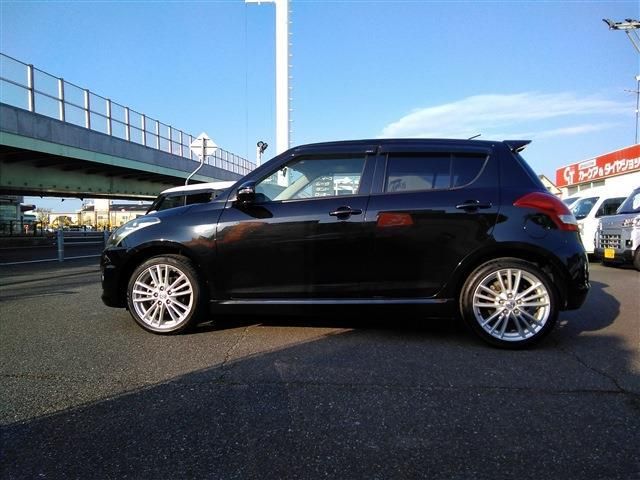 Suzuki SWIFT 2012-01 186687-8
