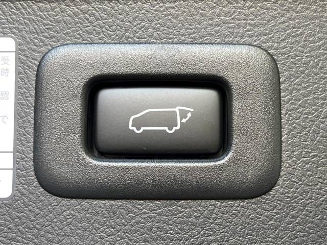 Toyota ALPHARD 2021-10 9686-6