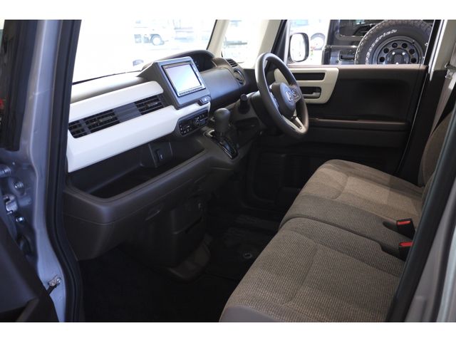 Honda N BOX 2022-05 189808-10