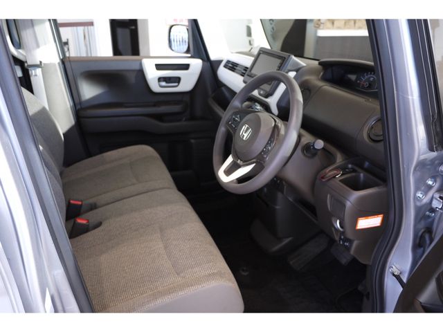 Honda N BOX 2022-05 189808-3