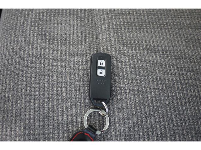 Honda N BOX 2022-05 189808-28