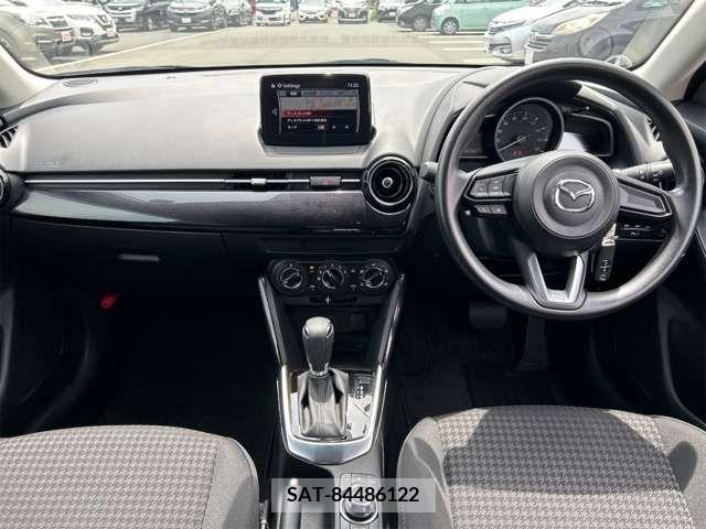 Mazda DEMIO 2019-08 296629-8