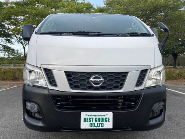Nissan NV350 Caravan 2013-07 15036-5