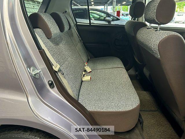 Toyota PASSO 2013-09 281242-3