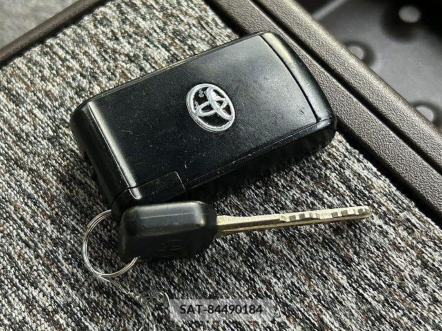 Toyota PASSO 2013-09 281242-11