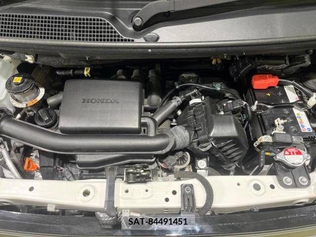 Honda N BOX CUSTOM 2022-01 279033-18