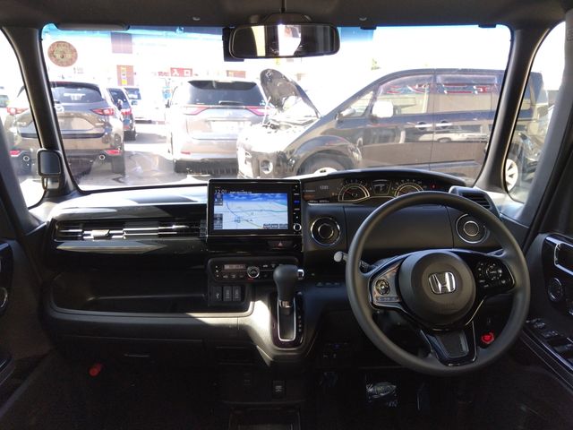Honda N BOX CUSTOM 2021-03 12927-2