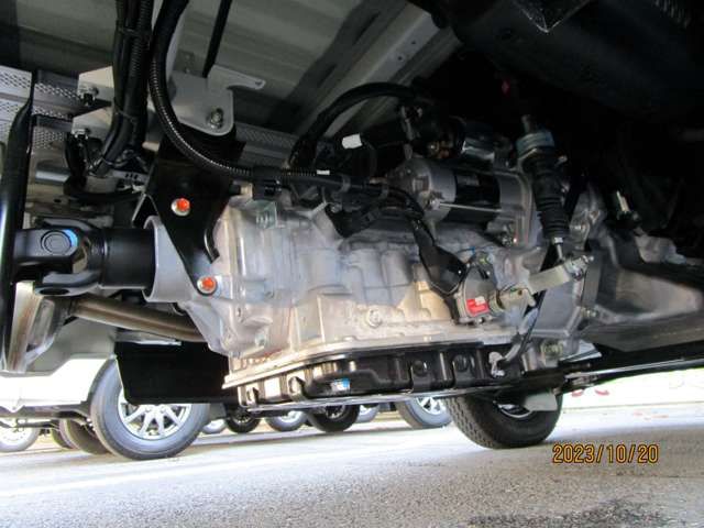 Suzuki CARRY TRUCK 2023-09 17995-10