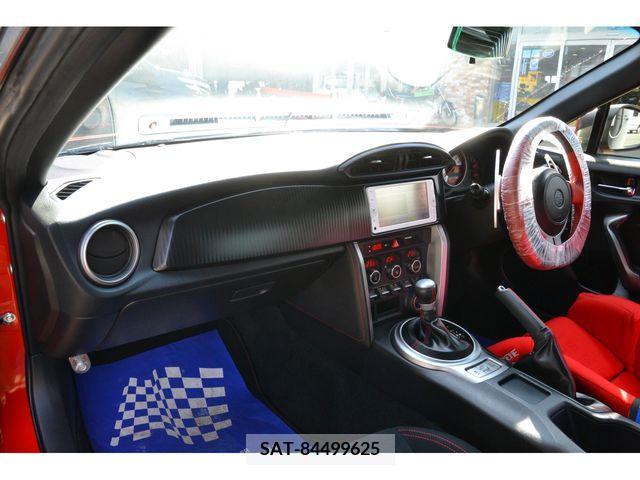 Toyota 86 2013-04 206496-14