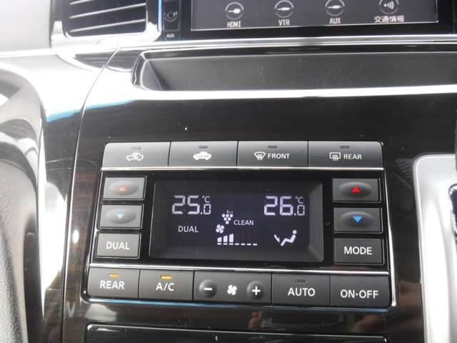 Nissan ELGRAND 2017-04 182267-6