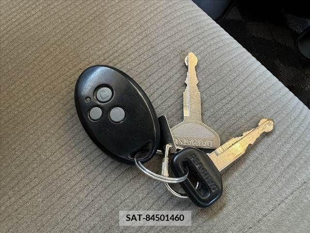 Daihatsu ATRAI WAGON 2017-08 315578-4