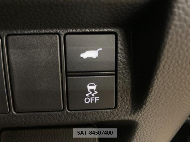 Honda e 2023-11 205793-5