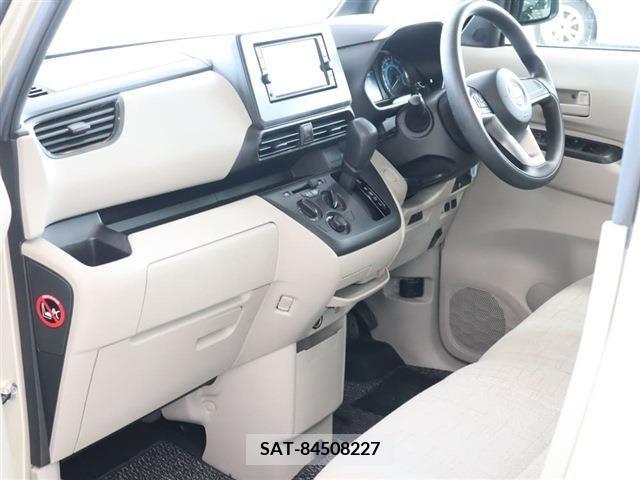 Nissan ROOX 2021-06 324133-13