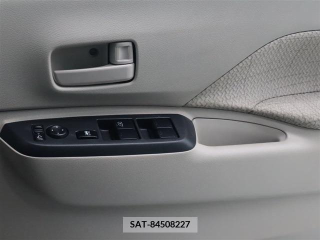 Nissan ROOX 2021-06 324133-4
