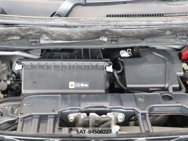 Nissan ROOX 2021-06 324133-17