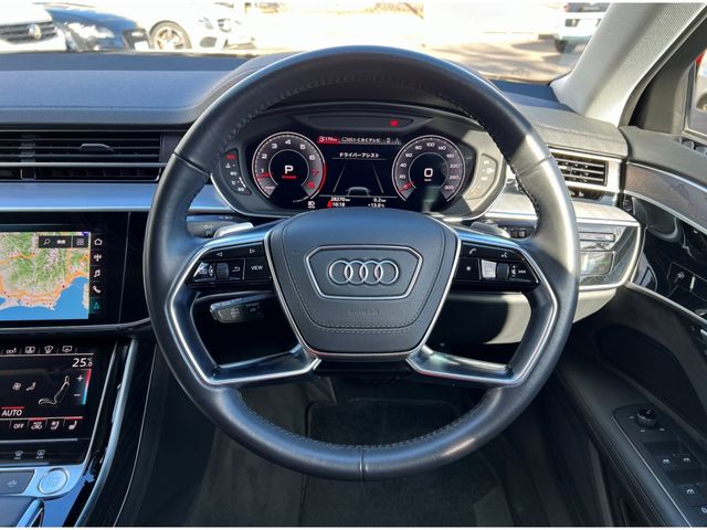Audi A8 2021-03 190850-10