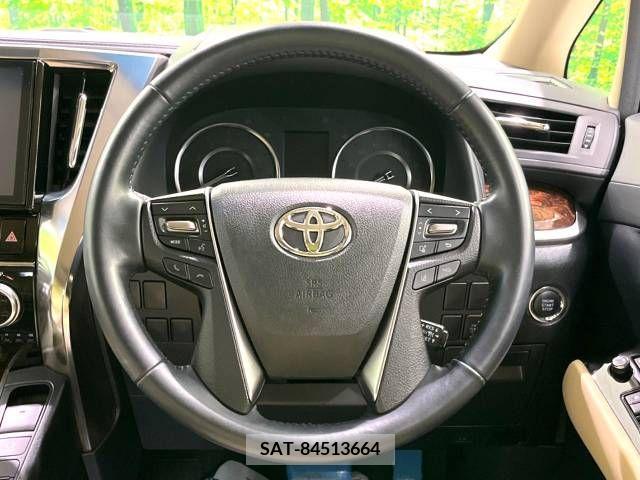 Toyota ALPHARD 2018-07 379261-8
