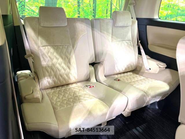 Toyota ALPHARD 2018-07 379261-13