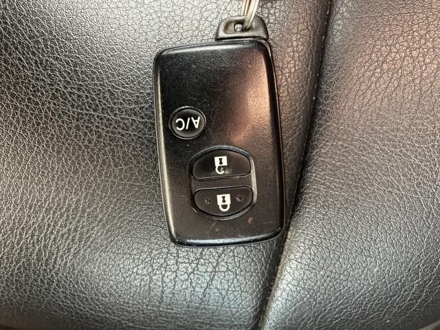 Toyota PRIUS 2011-07 1023-9