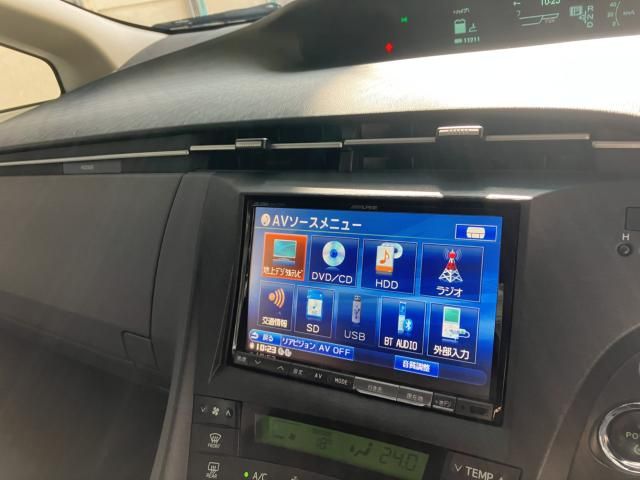Toyota PRIUS 2011-07 1023-6