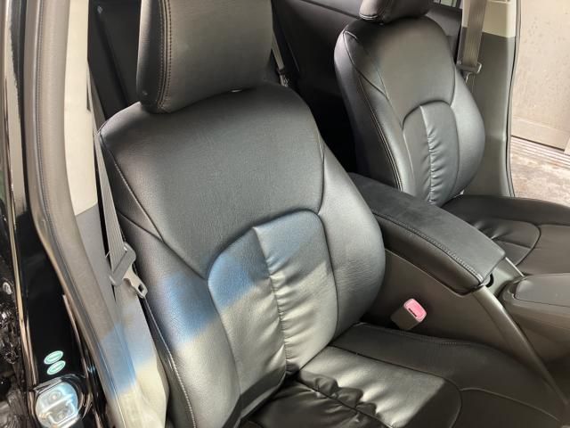 Toyota PRIUS 2011-07 1023-10