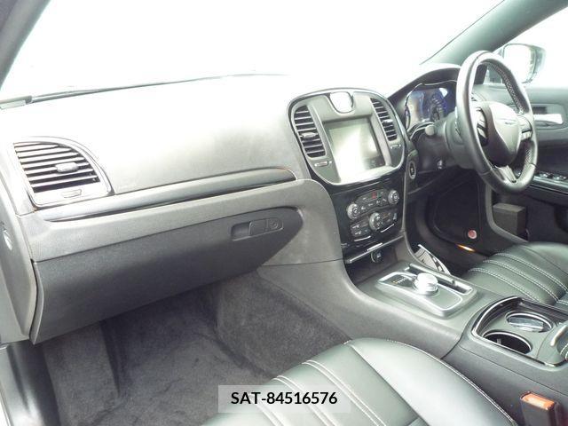 Chrysler 300 2015-12 200648-14