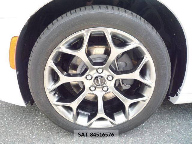 Chrysler 300 2015-12 200648-10