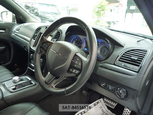 Chrysler 300 2015-12 200648-11