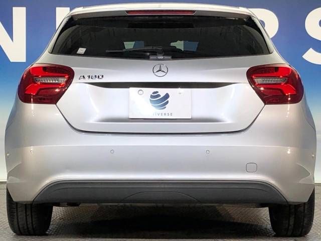 Mercedes Benz A-CLASS 2016-04 186240-16