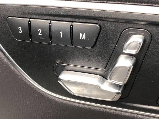 Mercedes Benz A-CLASS 2016-04 186240-6