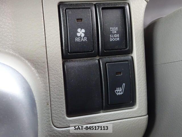 Suzuki EVERY WAGON 2019-01 215121-15