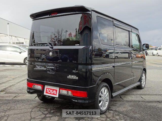 Suzuki EVERY WAGON 2019-01 215121-1