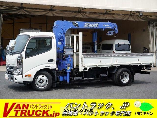 Hino DUTRO 2018-05 359470-0