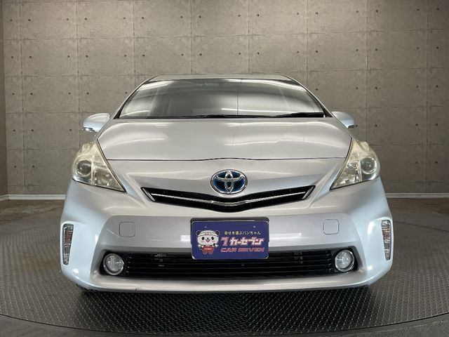 Toyota PRIUS ALPHA 2012-10 12424-4