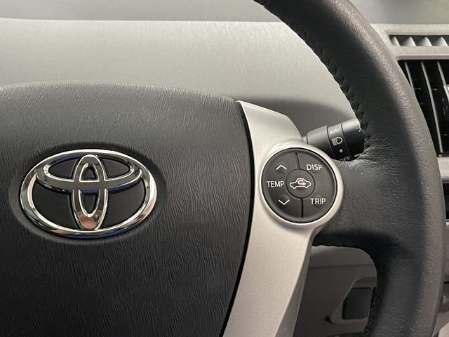 Toyota PRIUS ALPHA 2012-10 12424-23