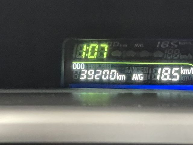Toyota PRIUS ALPHA 2012-10 12424-27