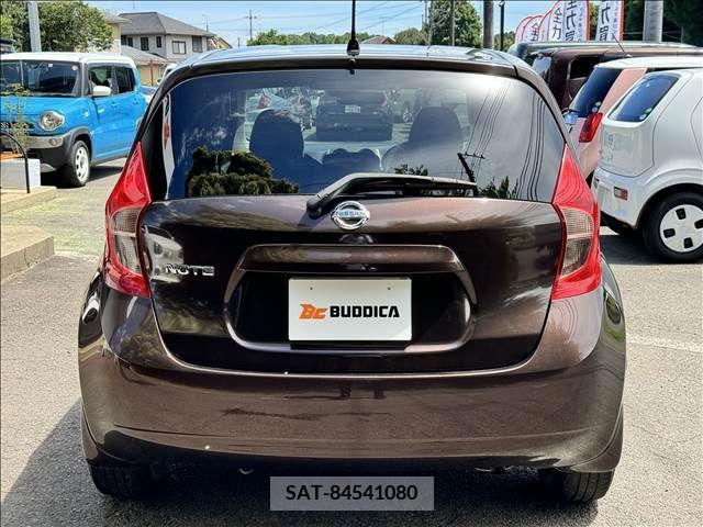 Nissan NOTE 2016-08 385700-22
