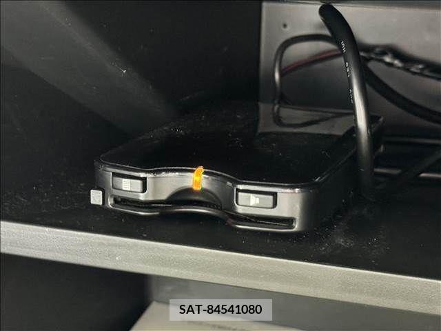 Nissan NOTE 2016-08 385700-13
