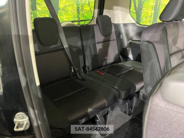 Nissan SERENA 2018-12 224602-9