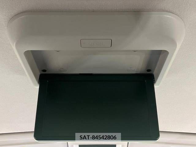Nissan SERENA 2018-12 224602-3