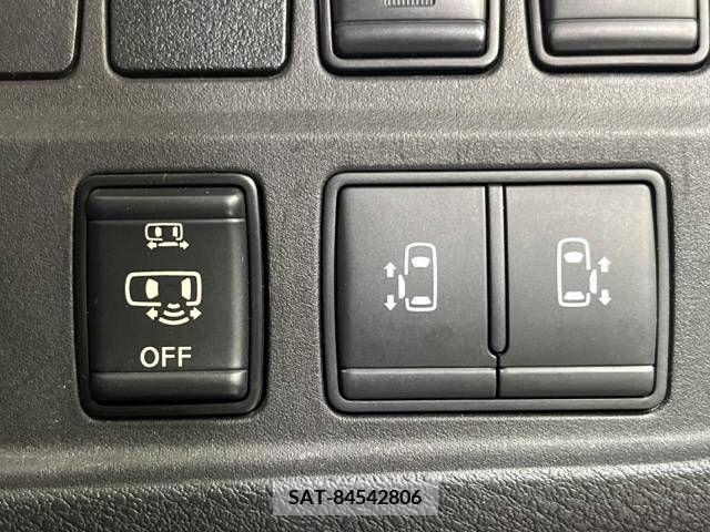 Nissan SERENA 2018-12 224602-6