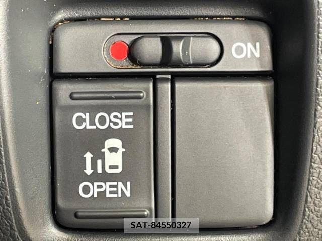 Honda N BOX CUSTOM 2015-08 350608-4
