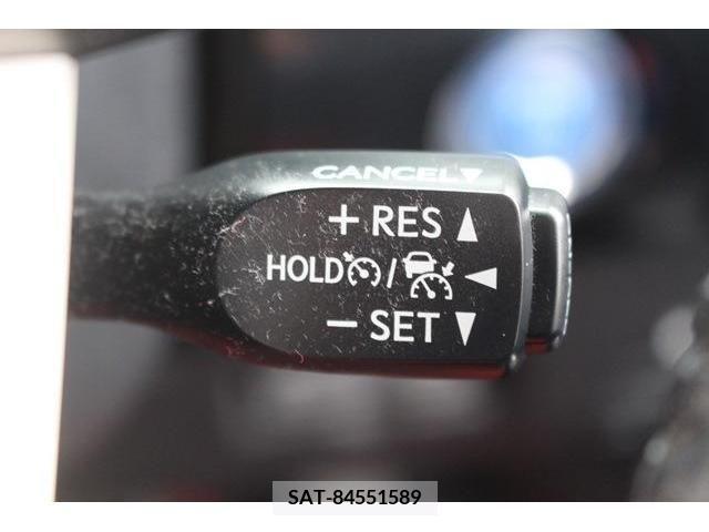 Toyota PRIUS 2016-03 379841-5