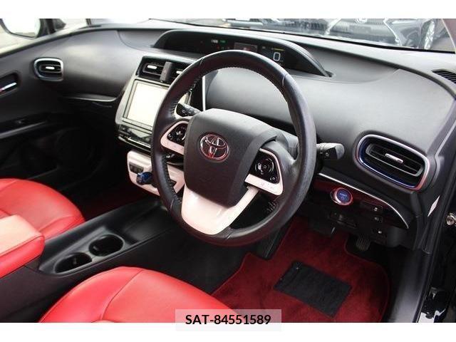 Toyota PRIUS 2016-03 379841-14
